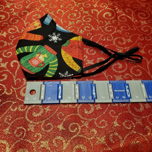 NEW Homemade Face Mask "Sweater Weather" - Picture 3 of 5